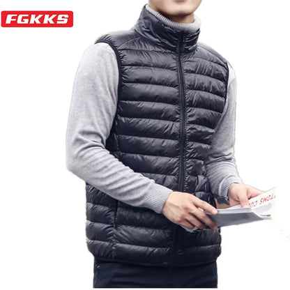 Fashion Brand Men Down Vest Coats New Winter Casual Sleeveless Lightweight Down Duck Vest Coats Male