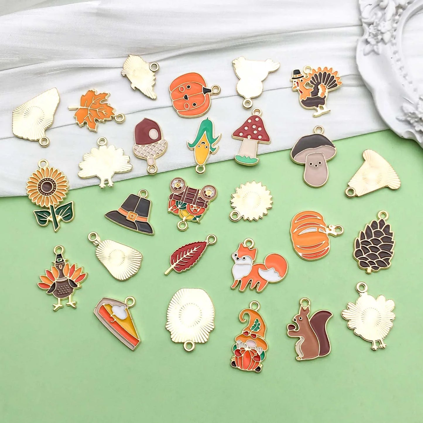 20/27pcs Enamel Thanksgiving Charms Alloy Turkey, Maple Leaf, Squirrel, Pumpkin Pendants for DIY Jewelry Making Accessories