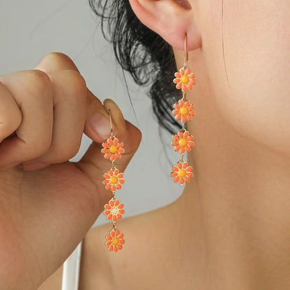 Fashion Trend: Unique and Elegant Retro Daisy Small Flower Earrings - Delicate Jewelry, Perfect for Parties and Premium Gifts