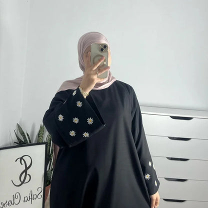 Daisy Embroidery Muslim Modest Dress for Women Eid Saudi Arabia Dubai Abaya Luxury Islam Turkey Holiday Party Jalabiya Robe