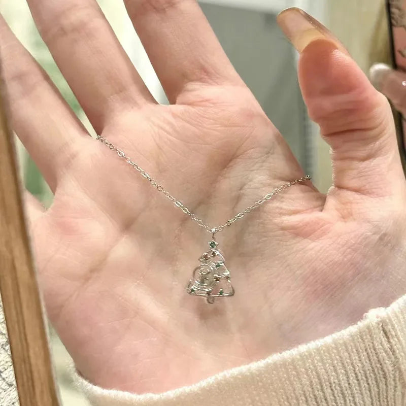 Full Rhinestone Christmas Tree Snowflake Pendant Necklace For Women Exquisite Zircon Star Girl Sweater Collarbone Chain Jewelry