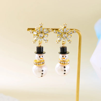 Fashion Christmas White Snowman Pearl Drop Earrings for Women Cute Rhinestone Snowflake Earring Jewelry New Year Holiday Gifts