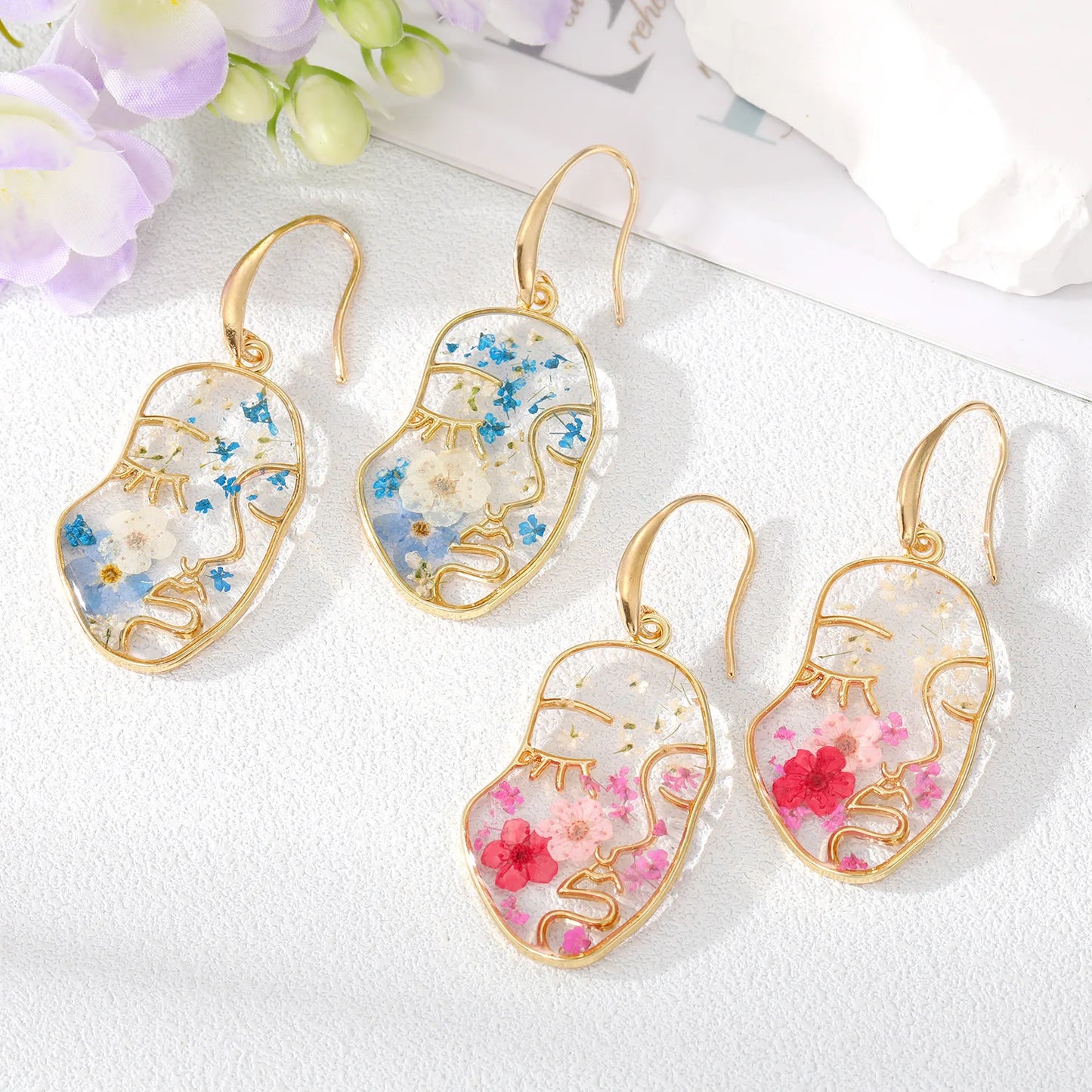 Unique Dried Flower Earrings Women Fashion Colorful Real Floral Earrings Creative Resin Epoxy Immortal Flower Earrings Jewelry